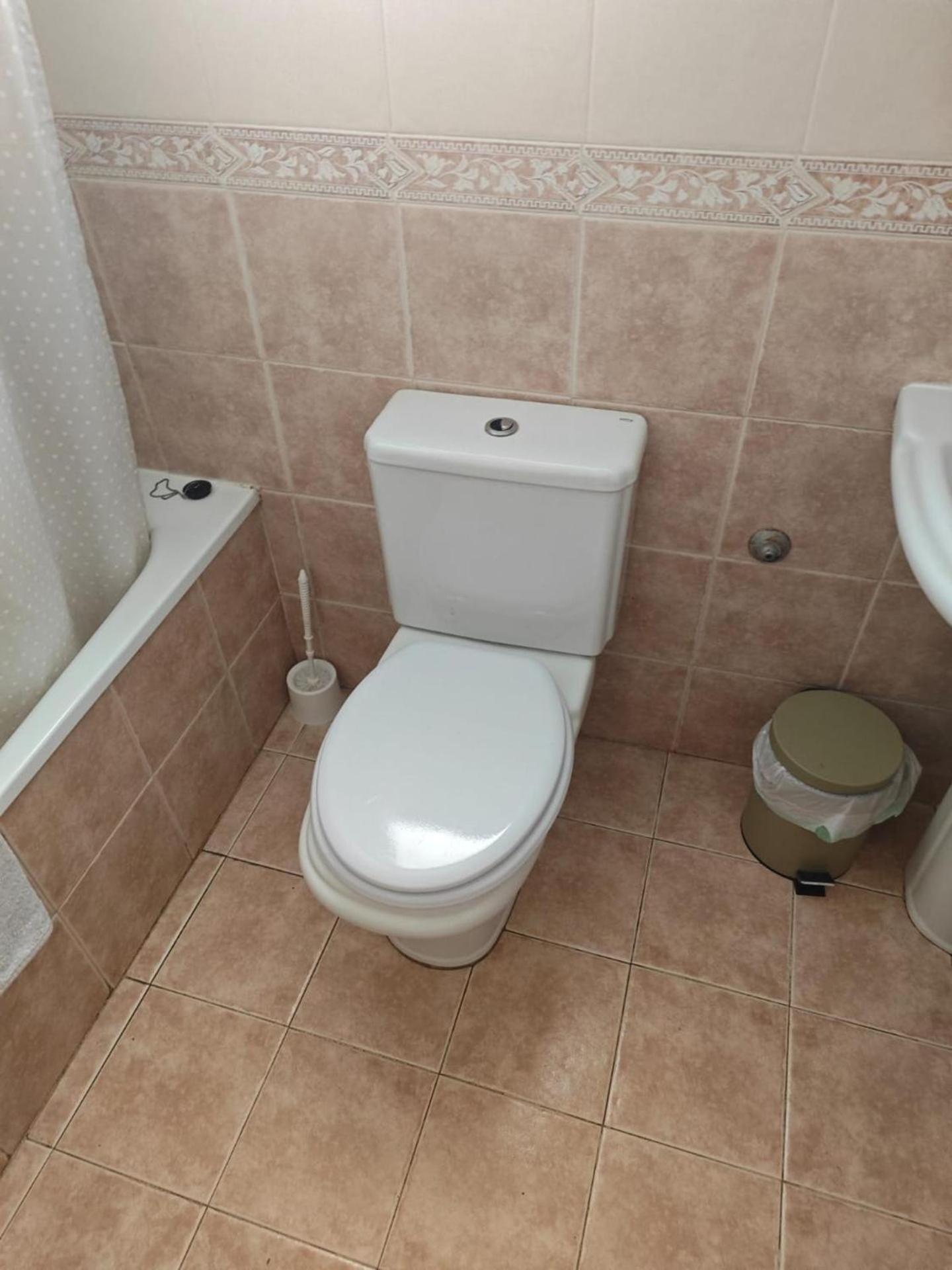 Central 2-Bed Apartment In Estepona Port المظهر الخارجي الصورة